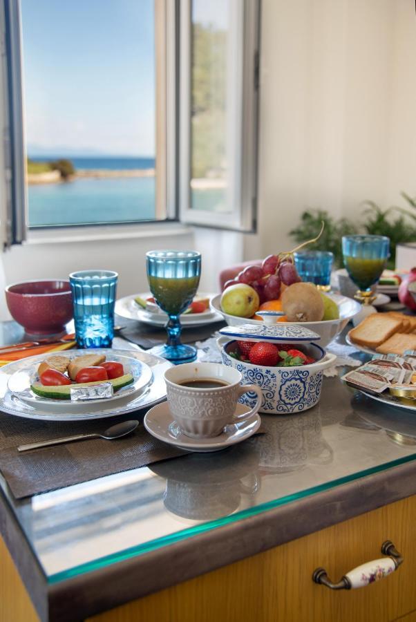Sea Front Suite "Sea Tales" Gaios Ngoại thất bức ảnh